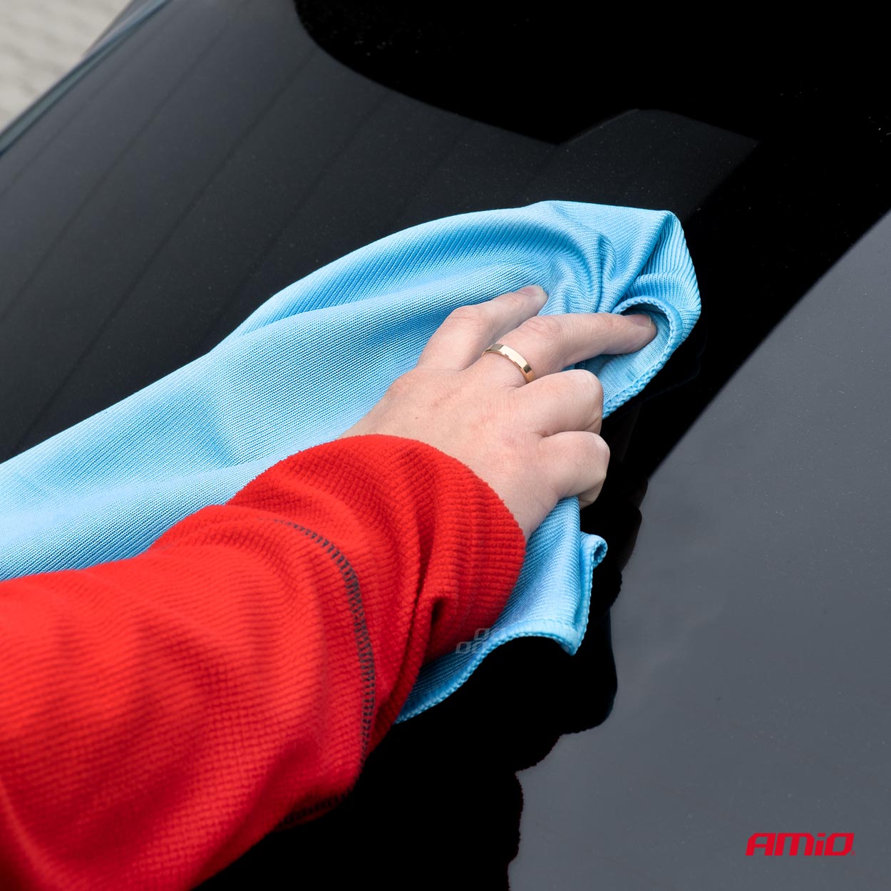 Krpa za poliranje stekel iz mikrofibre 30x40cm AMIO-03730